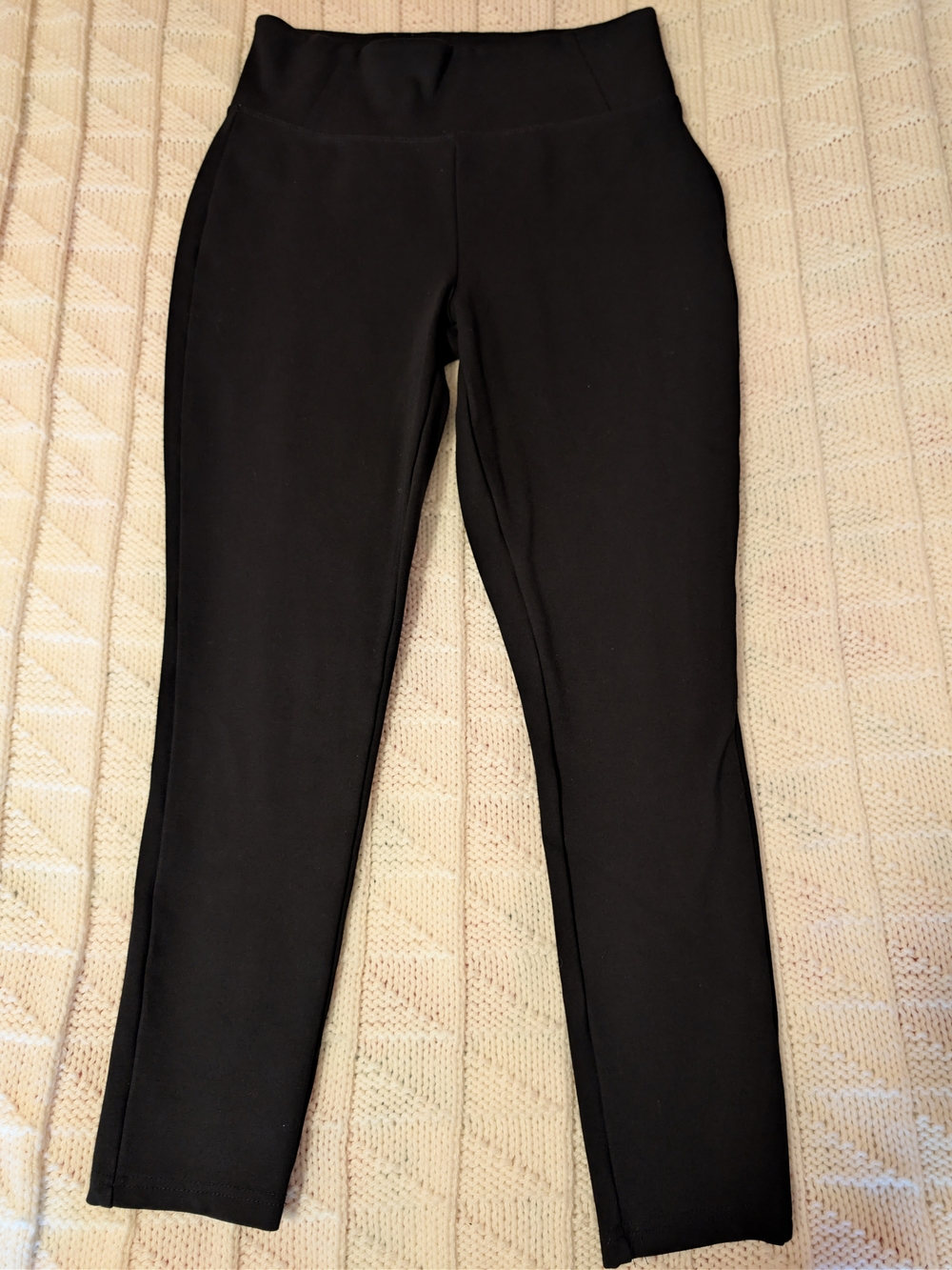 Kendall & Kylie Black High-Rise Leggings